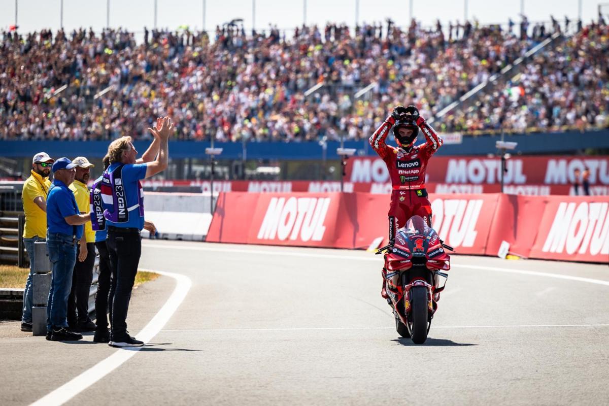 100 Jaar Tt Circuit Assen 2025 Glamping Incl Stroom Luaran gambar